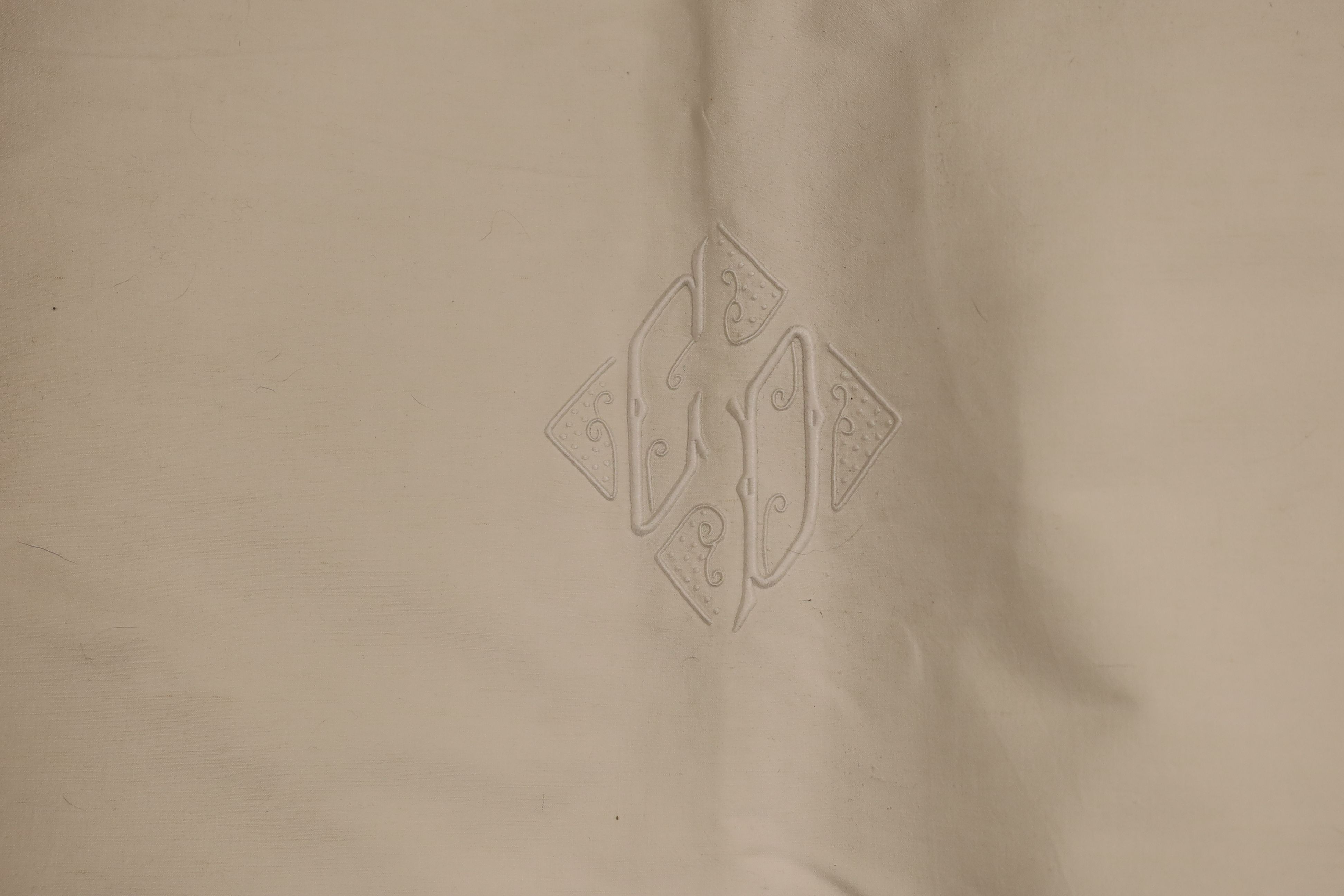 Six embroidered linen sheets